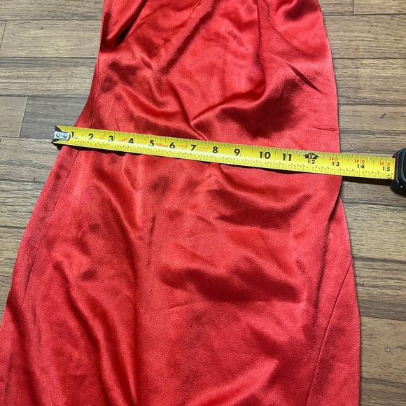 Alice + Olivia Vibrant Red One-Shoulder Dress - Picture 6 of 14